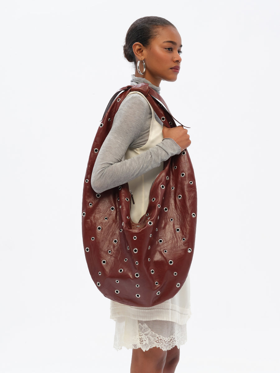 SHRIMP - Oversized hobo bag with silver studs